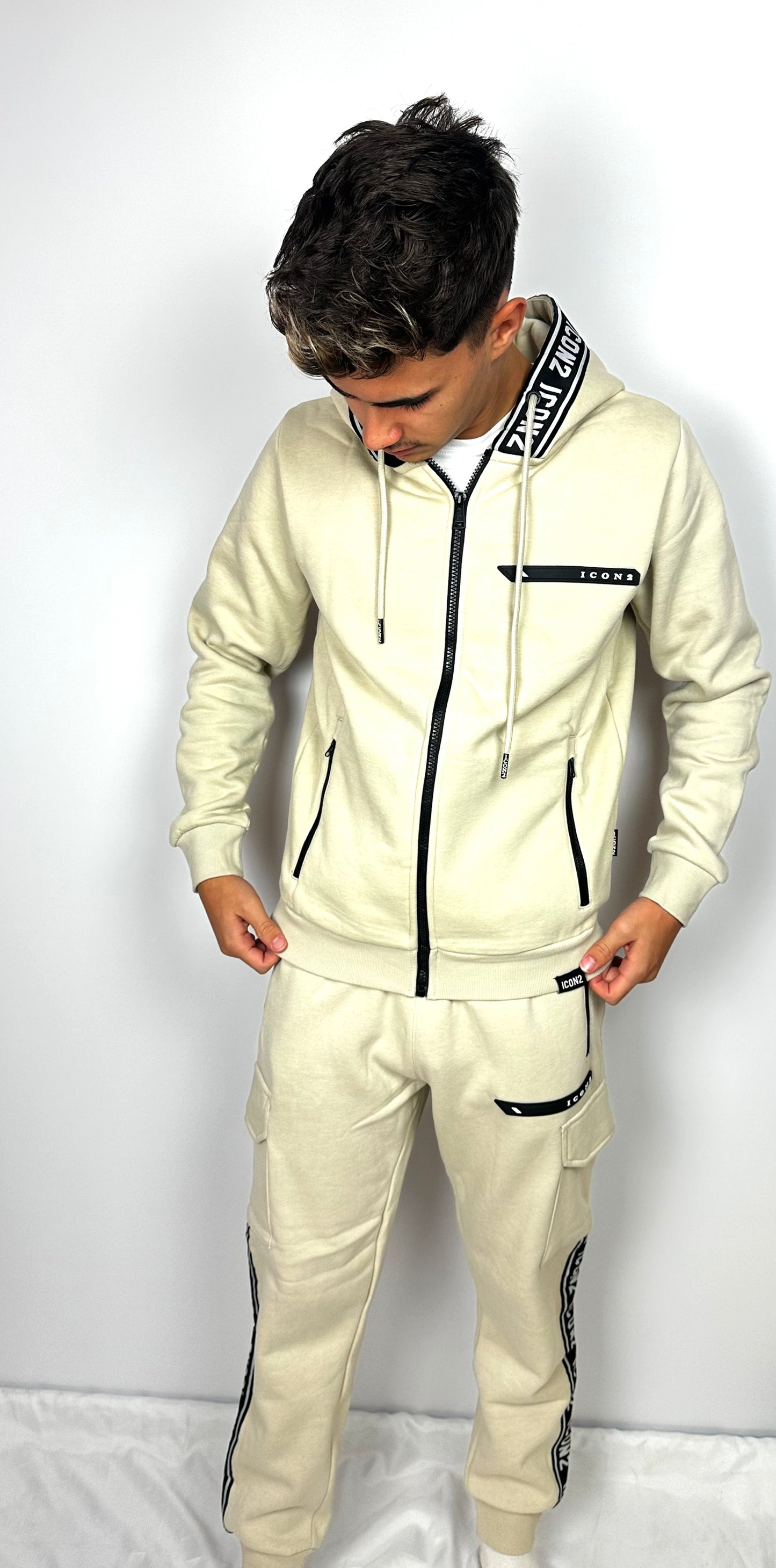 Chandal completo icon2 beige